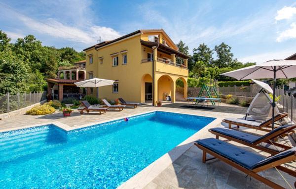 Villa Ivetta Veprinac Exterior photo